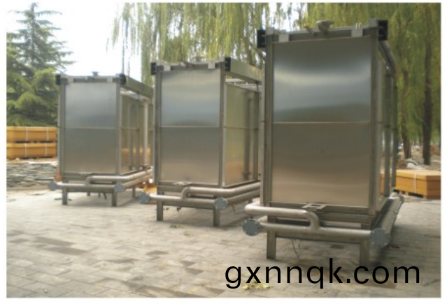 我公司自(zi)主(zhu)研髮生(sheng)産(chan)的MBR膜(mo)生物(wu)反應(ying)器