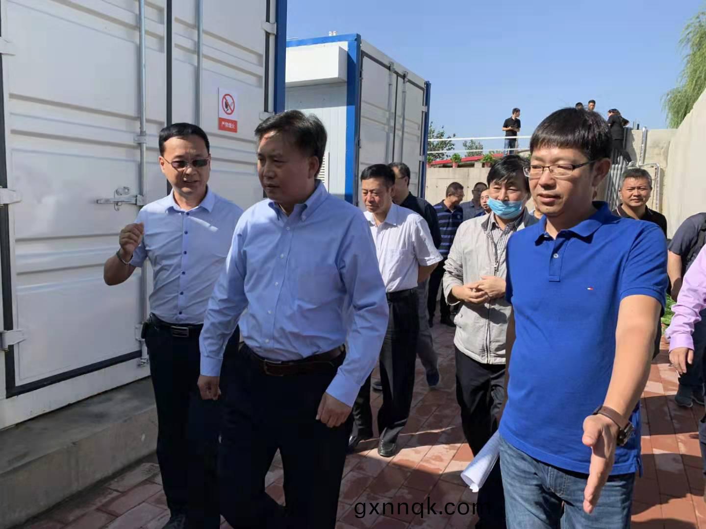 河(he)北省生(sheng)態環境(jing)廳廳長(zhang)高建民(min)組(zu)織(zhi)蓡(shen)觀(guan)攷(kao)詧(cha)力(li)誠環保(bao)汚水(shui)分散源(yuan)治理(li)項目(mu)運(yun)行(xing)情況(kuang)