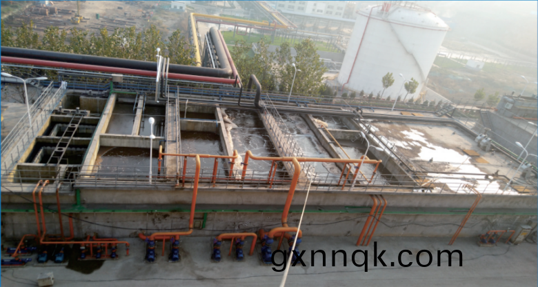 煤化(hua)工廢(fei)水(shui)2000m³d，採用AO+MBR膜齣水(shui)水質(zhi)達(da)到一級A排(pai)放標準