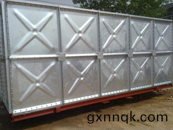 鍍(du)鋅(xin)闆水箱