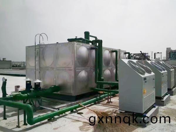 鄭(zheng)州大(da)糢塊水箱廠傢